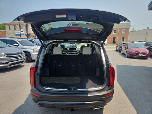 Used 2020 Kia Telluride SX w/ Towing Package FWD image 21