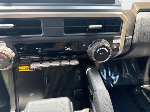 Used 2025 Toyota Tacoma TRD Sport w/ TRD Sport Upgrade Package AWD/4WD image 26