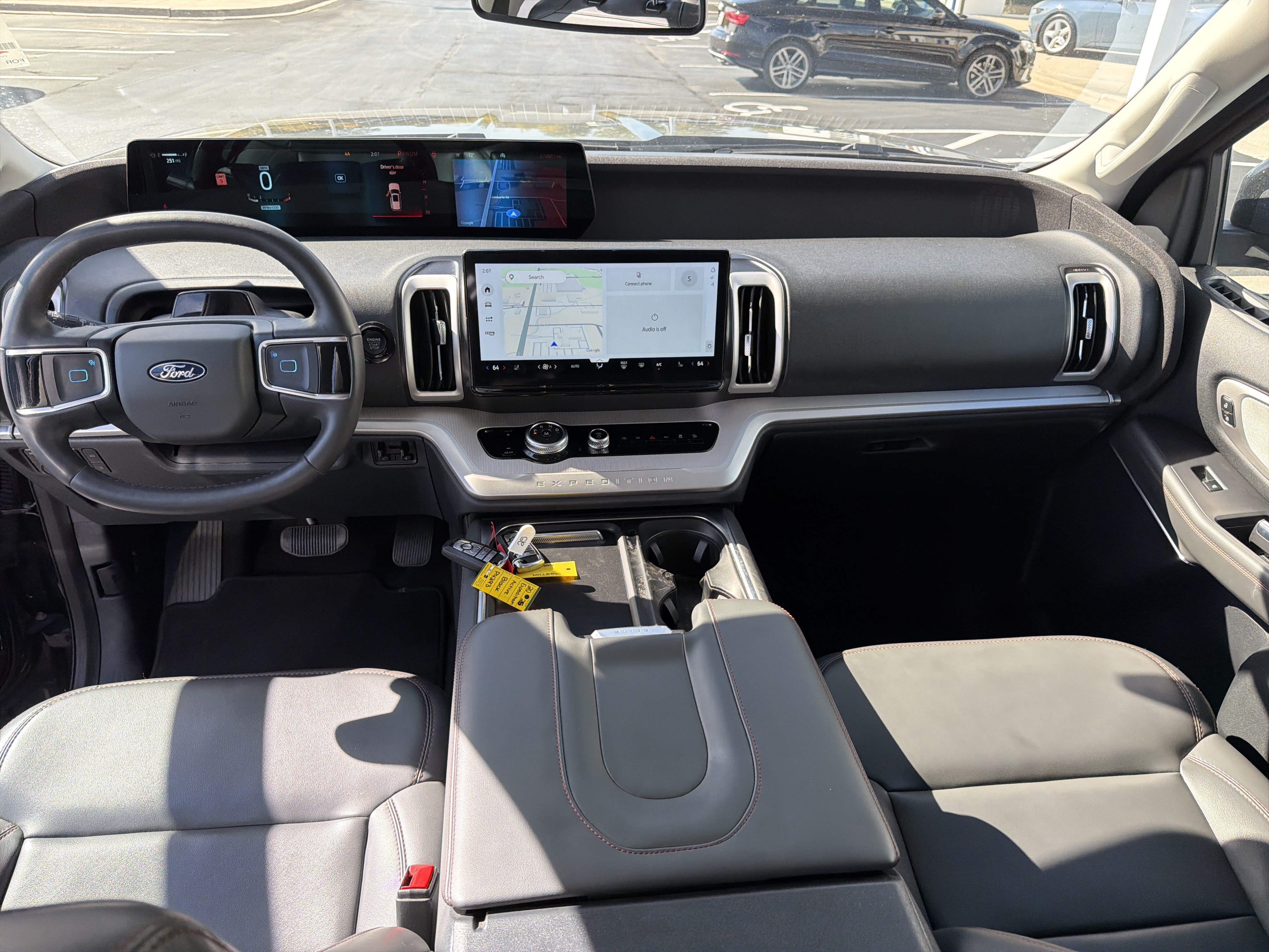 Used 2025 Ford Expedition Active AWD/4WD image 16