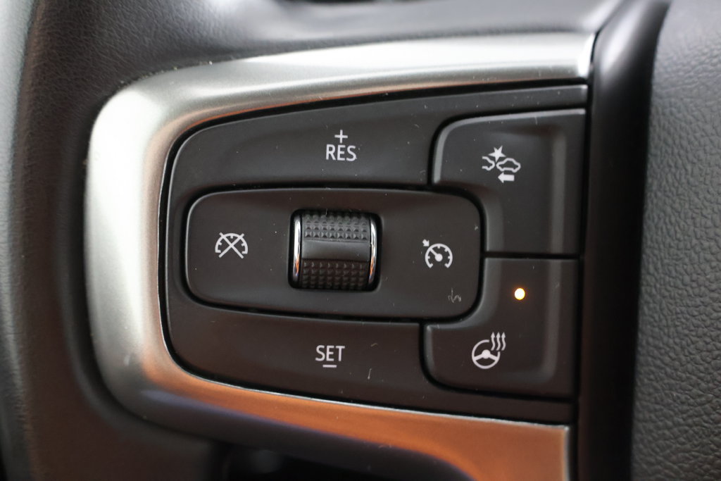 Used 2023 Chevrolet Silverado 1500 LT AWD/4WD image 11