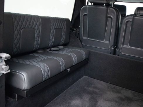 Used 1992 Land Rover Defender 110 image 66