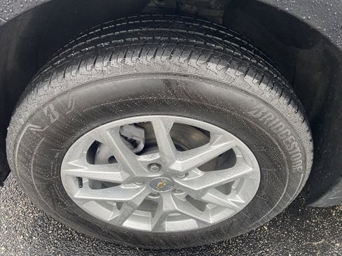 Used 2023 Chevrolet Equinox LT w/ Driver Convenience Package image 33