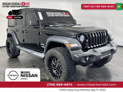 Used 2018 Jeep Wrangler Unlimited Sport S image 2