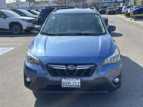 Used 2021 Subaru Crosstrek 2.0i Premium w/ Moonroof Package image 2