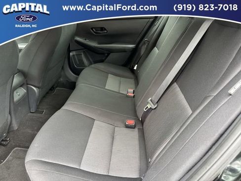 Used 2025 Nissan Sentra SV FWD image 18