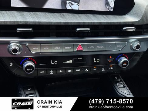 Certified 2024 Kia Telluride SX Prestige AWD/4WD image 17