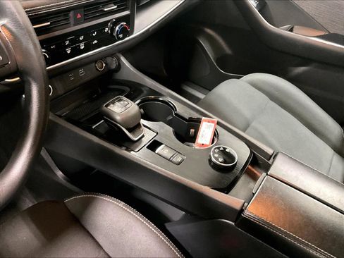 Certified 2023 Nissan Rogue S image 20