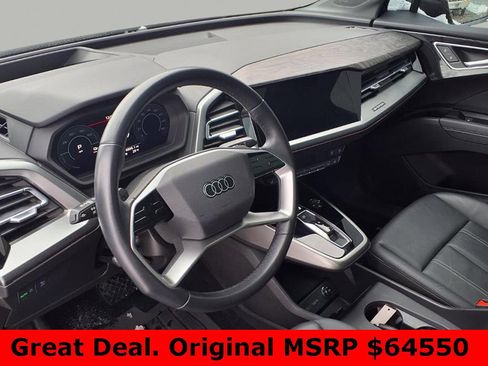 Used 2023 Audi Q4 e-tron Prestige image 10