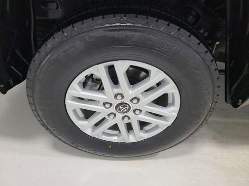 Used 2023 Toyota Tundra SR5 w/ SR5 Premium Package AWD/4WD image 13
