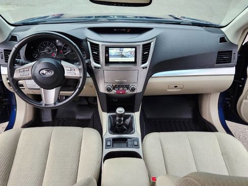 Used 2011 Subaru Outback 2.5i Premium image 30