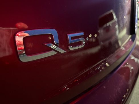 Used 2018 Audi Q5 Prestige w/ Prestige Package image 12