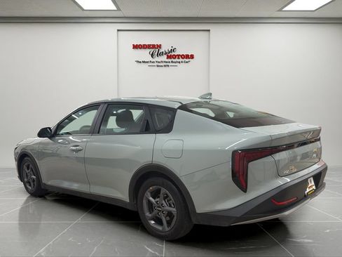 Used 2025 Kia K4 FWD image 3