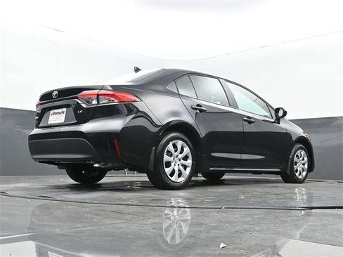 Used 2026 Toyota Corolla LE image 25