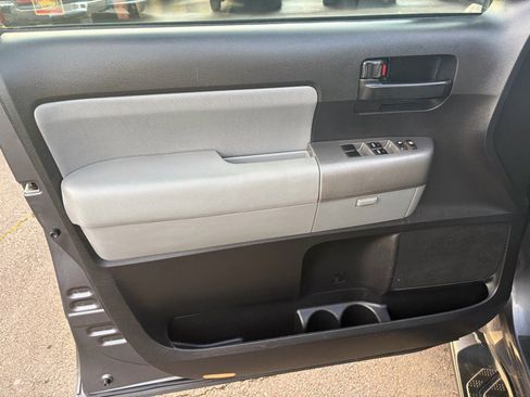 Used 2014 Toyota Sequoia SR5 image 11