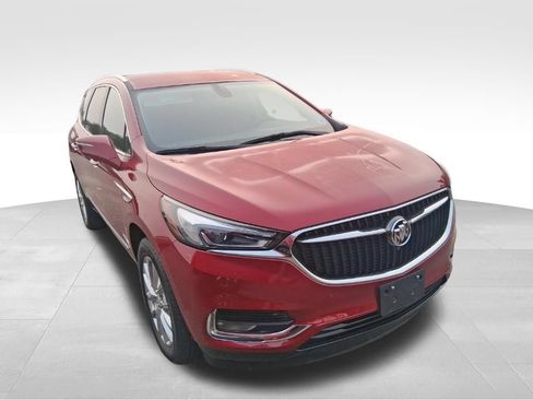 Used 2020 Buick Enclave Essence w/ Sound and Sites Package FWD image 5