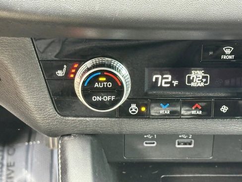 Used 2023 Mitsubishi Outlander SEL Black Edition image 33