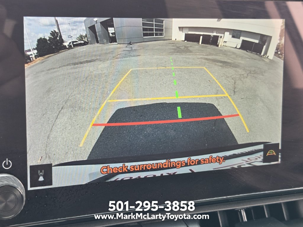 Used 2024 Toyota RAV4 LE FWD image 18