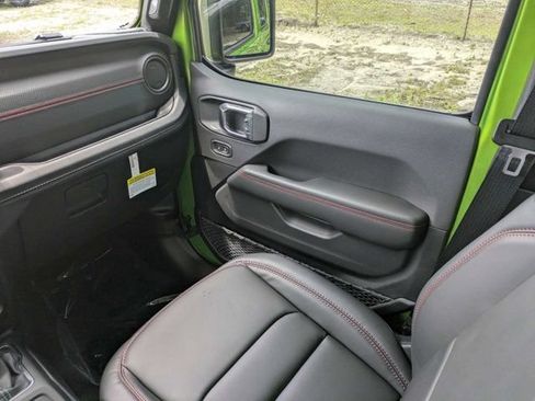 New 2026 Jeep Gladiator Rubicon AWD/4WD image 17