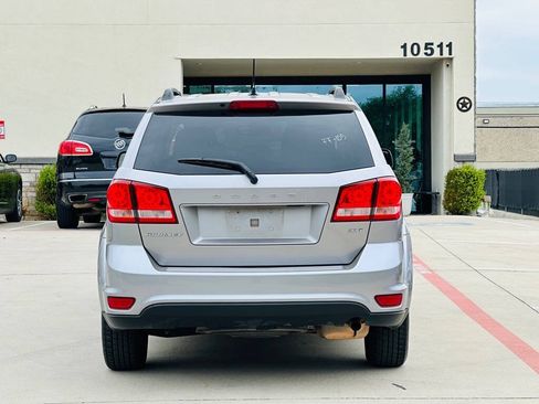 Used 2016 Dodge Journey SXT FWD image 9
