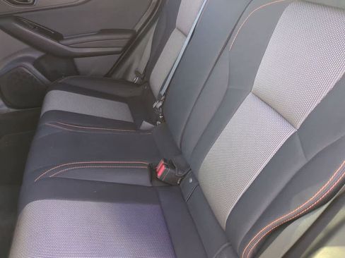 Used 2022 Subaru Crosstrek 2.0i Premium w/ Moonroof Package image 19