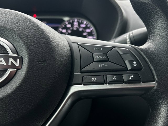 Used 2025 Nissan Sentra SV FWD image 29