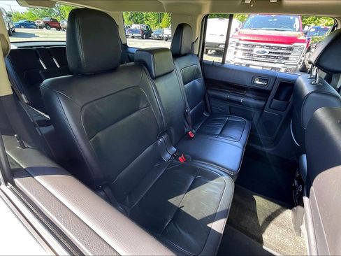 Used 2017 Ford Flex SEL w/ Equipment Group 202A AWD/4WD image 27