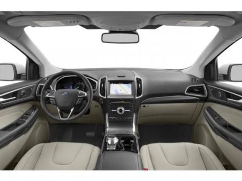 Used 2020 Ford Edge Titanium w/ Equipment Group 301A AWD/4WD image 11