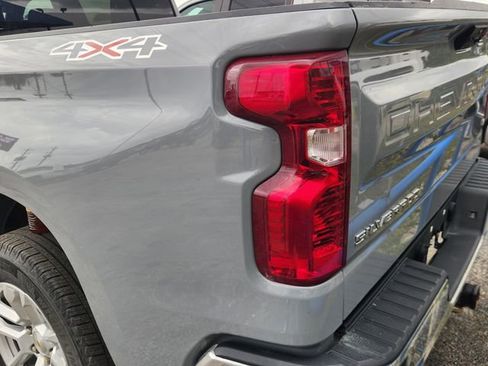 Used 2024 Chevrolet Silverado 1500 LT image 6