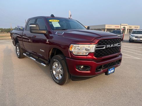 Used 2024 RAM 2500 Big Horn w/ Sport Appearance Package AWD/4WD image 7