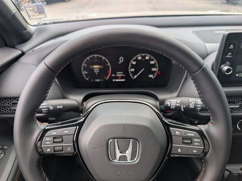 New 2026 Honda HR-V Sport image 9
