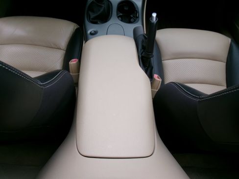 Used 2007 Chevrolet Corvette Convertible w/ Preferred Equipment Group RWD image 18