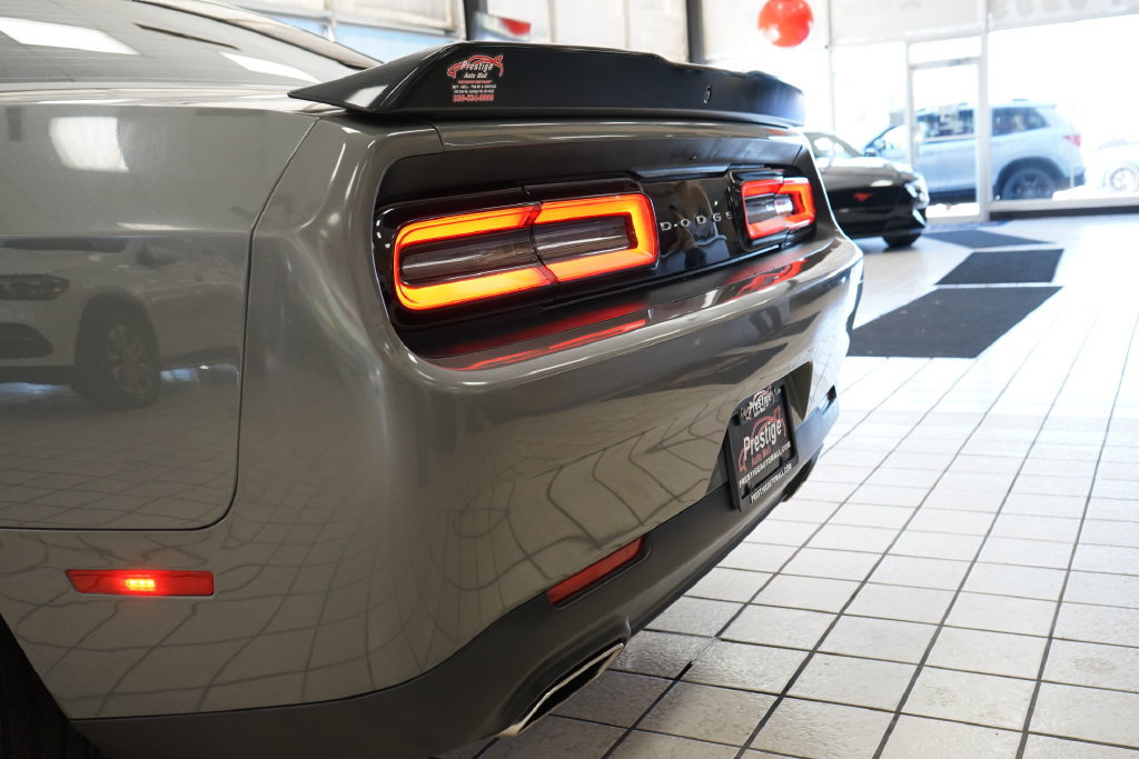 Used 2019 Dodge Challenger SXT w/ Blacktop Package RWD image 13