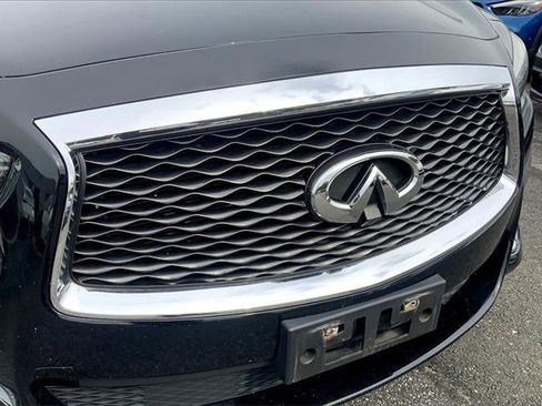 Used 2019 INFINITI QX60 Luxe w/ Essential Package image 6
