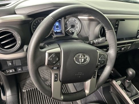 Used 2022 Toyota Tacoma SR5 image 27