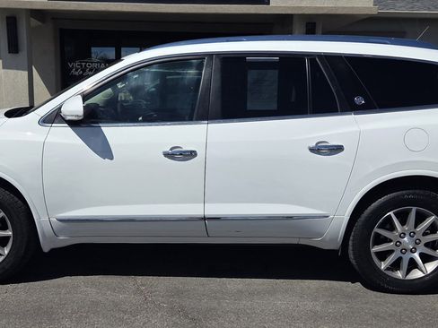 Used 2016 Buick Enclave Leather image 8