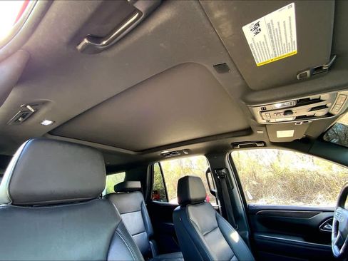 Used 2023 Chevrolet Tahoe Z71 image 12