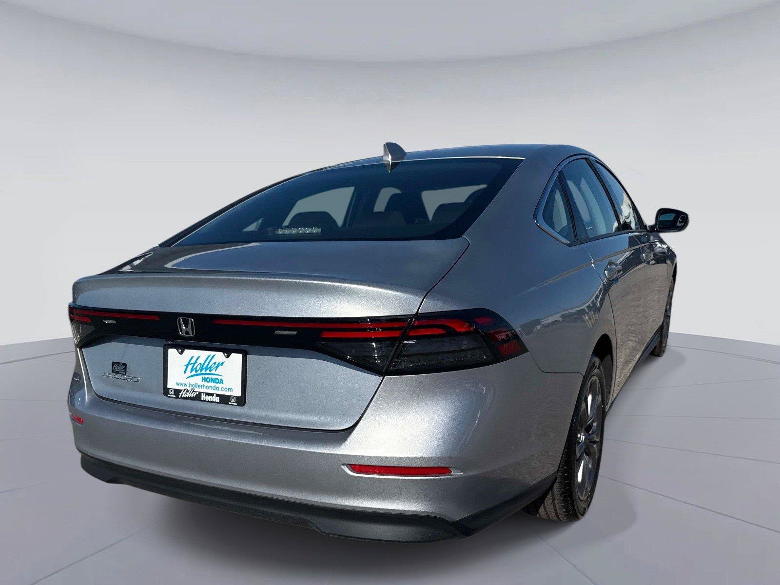 Certified 2024 Honda Accord EX image 4