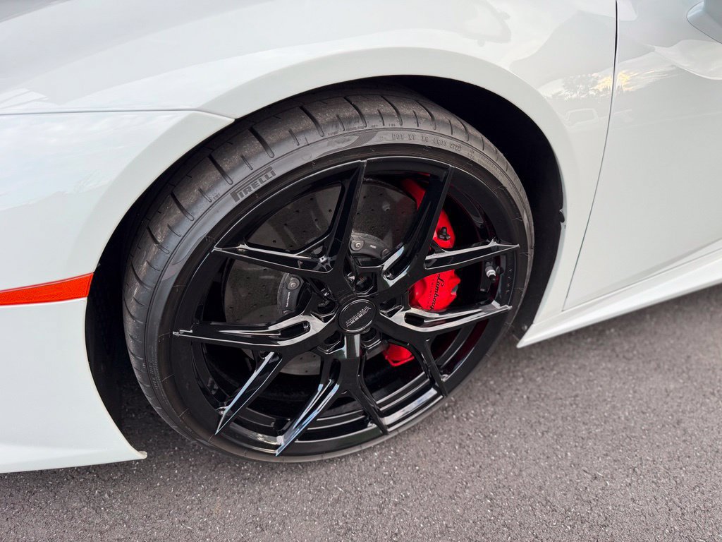 Used 2016 Lamborghini Huracan LP 610-4 AWD/4WD image 20