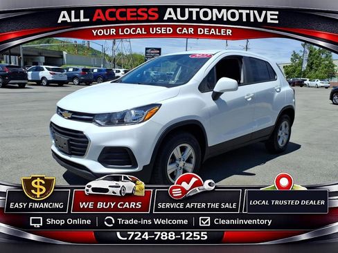 Used 2022 Chevrolet Trax LS w/ Tint and Cruise Package AWD/4WD image 3