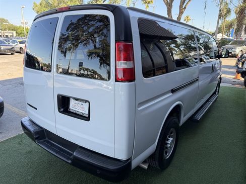 Used 2023 Chevrolet Express 3500 LS RWD image 6