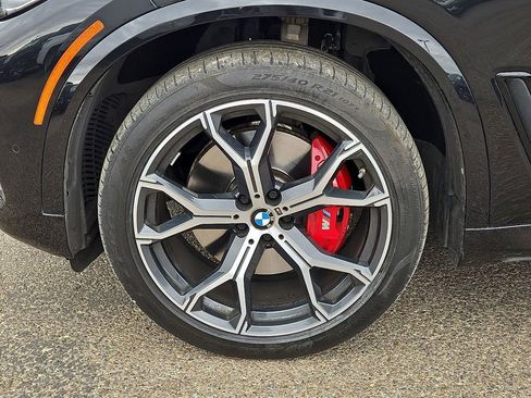 Used 2023 BMW X5 xDrive40i w/ M Sport Package image 10