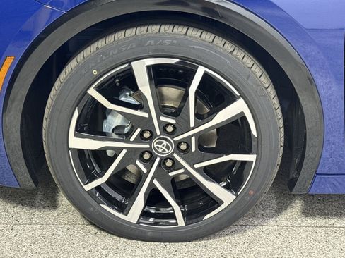 New 2026 Toyota Prius Plug-In Hybrid FWD image 20