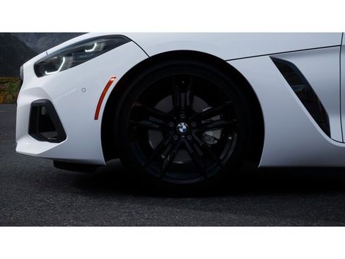 New 2026 BMW Z4 sDrive30i image 7
