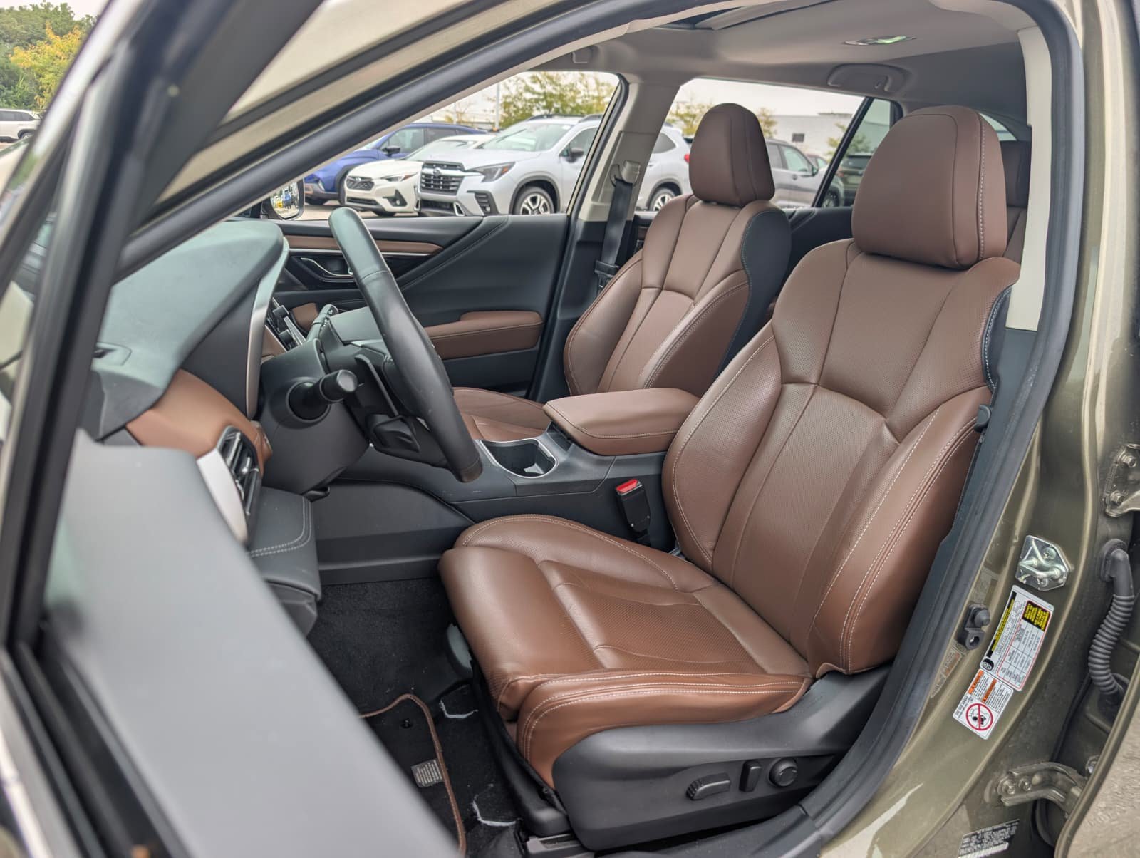 Used 2020 Subaru Outback Touring AWD/4WD image 30
