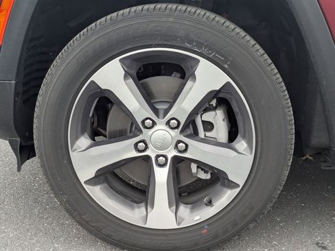 New 2024 Jeep Grand Cherokee Limited 4xe w/ Luxury Tech Group II image 9