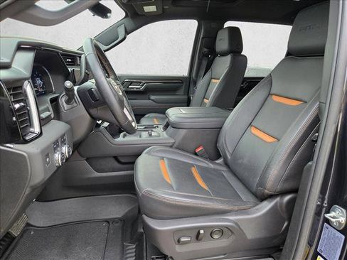 Used 2025 GMC Sierra 2500 AT4 w/ AT4 Premium Plus Package AWD/4WD image 16