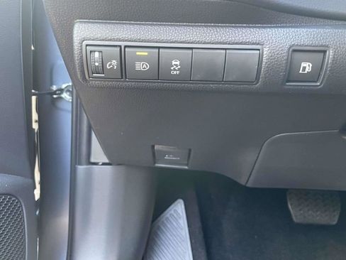 New 2026 Toyota Corolla SE FWD image 25