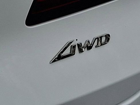 Used 2025 Genesis GV80 2.5T Prestige image 39