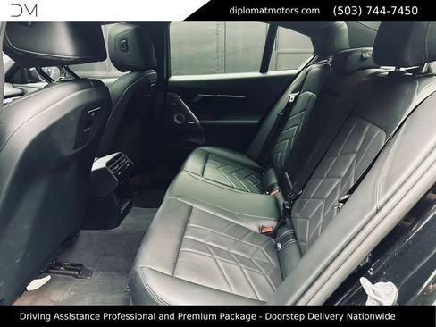 Used 2024 BMW i5 M60 w/ Premium Package AWD/4WD image 25