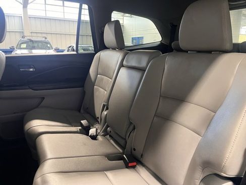 Used 2018 Honda Pilot EX-L image 17